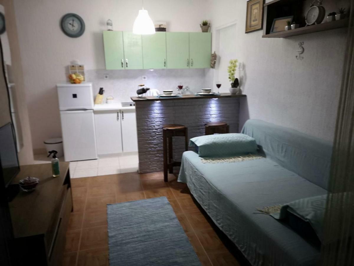Apartmani Sarm Vir Buitenkant foto